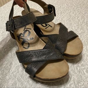 OTBT Gearhart leather sandals cork wedge size 9